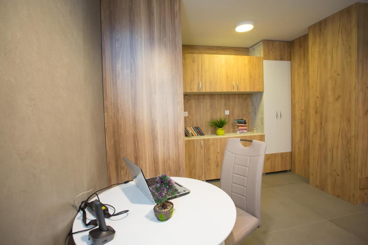Hotel Tilia Cetynia Zewnętrze zdjęcie