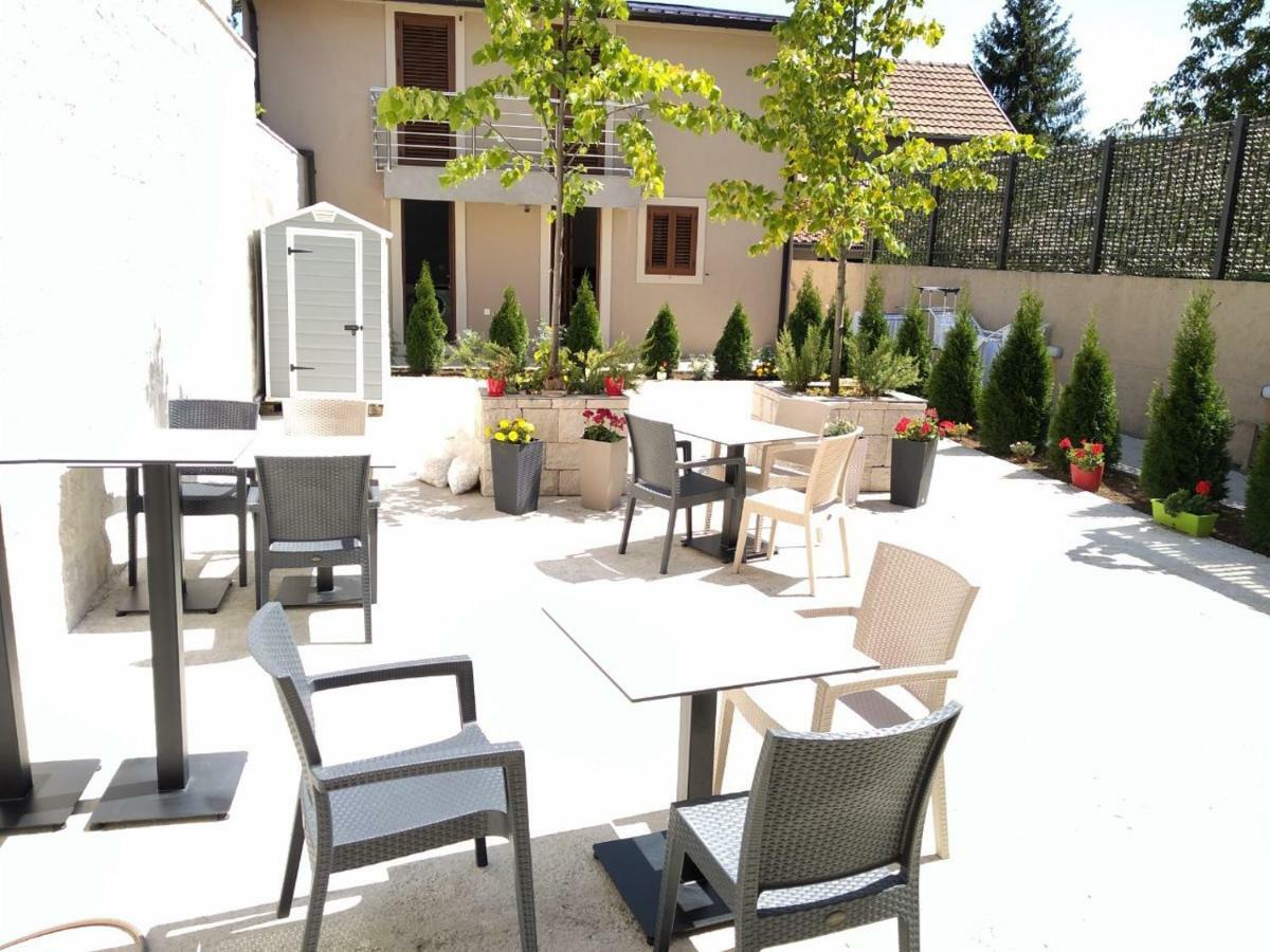 Hotel Tilia Cetynia Zewnętrze zdjęcie