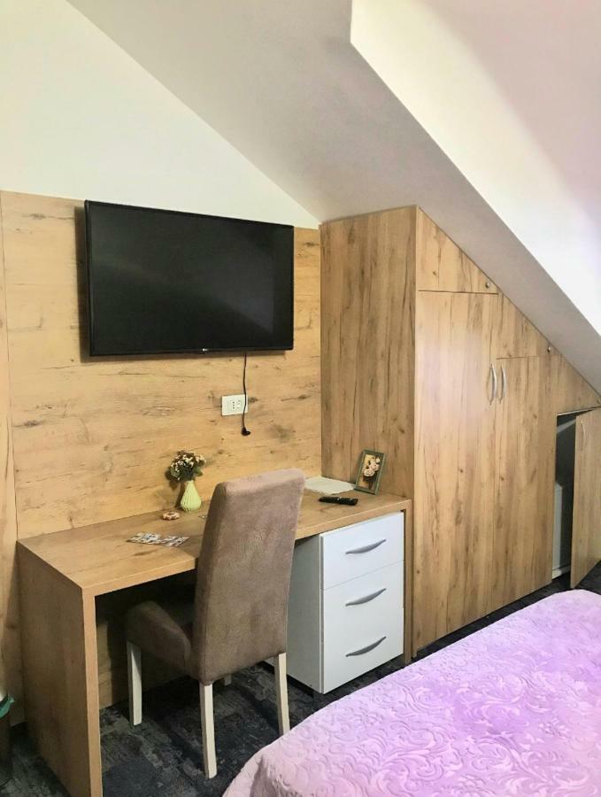 Hotel Tilia Cetynia Zewnętrze zdjęcie
